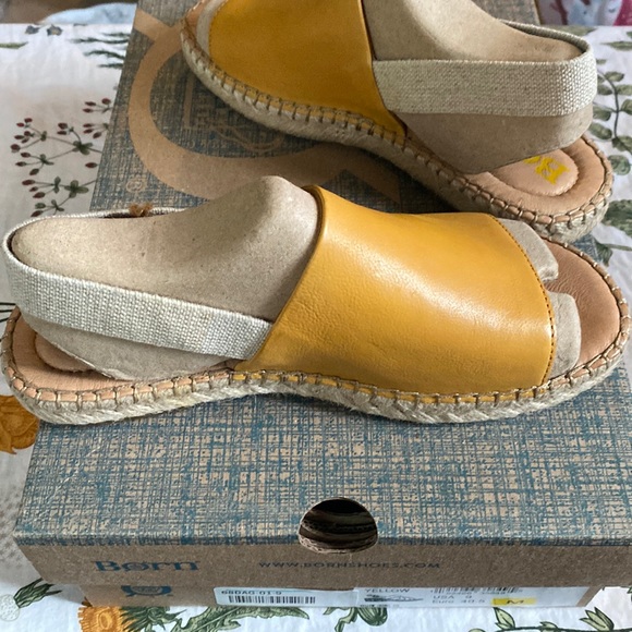 Born sandals - Picture 4 of 5